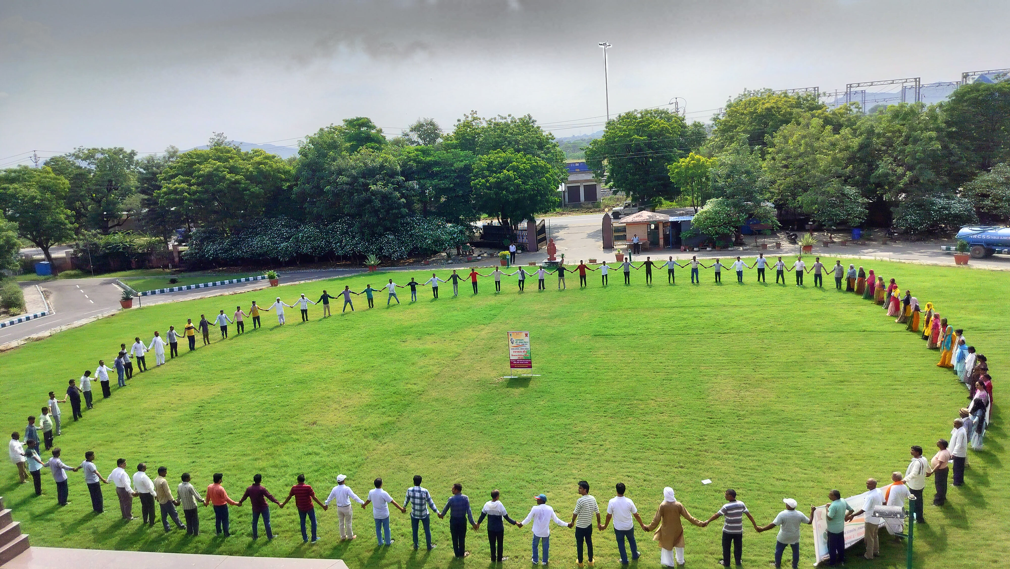 Swachhta Hi Seva (स्वच्छता ही सेवा) 2024: Human Chain
